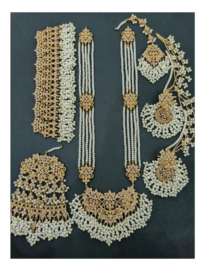 ELEGANT BRIDE TO BE JEWELLERY SET