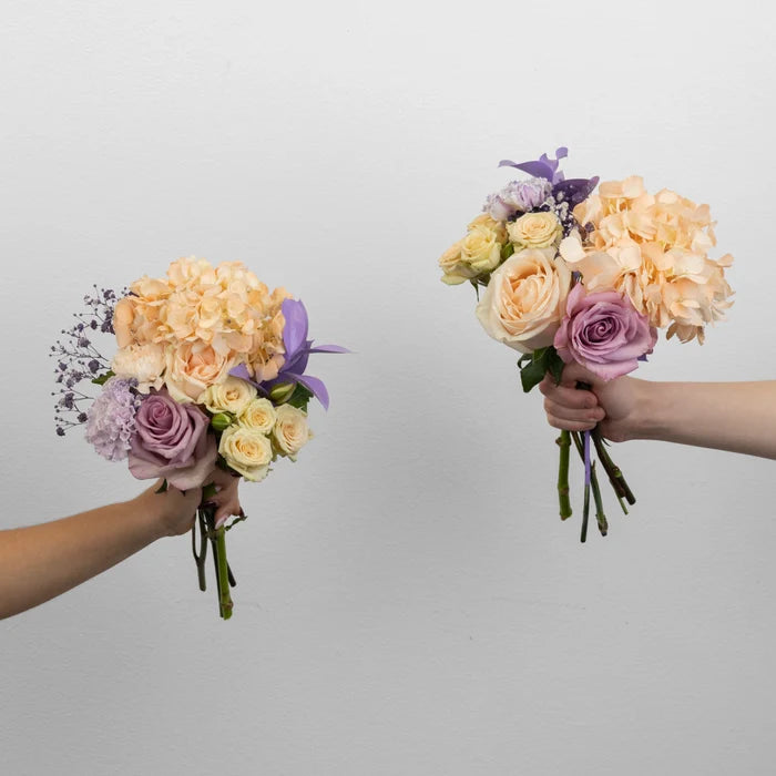 Pastels With Pizzazz Bouquet Bar Flower Kit Vase - Image