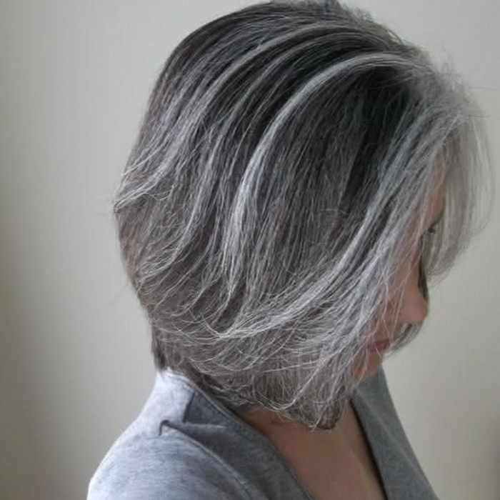 Rico Color Care Black Conditioner / Mascarilla Negra 500ML - Line was developed for light blonde hair, platinum or grey hairs.