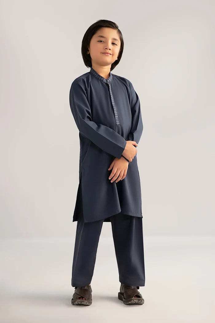2 Piece Embroidered Blended Suit