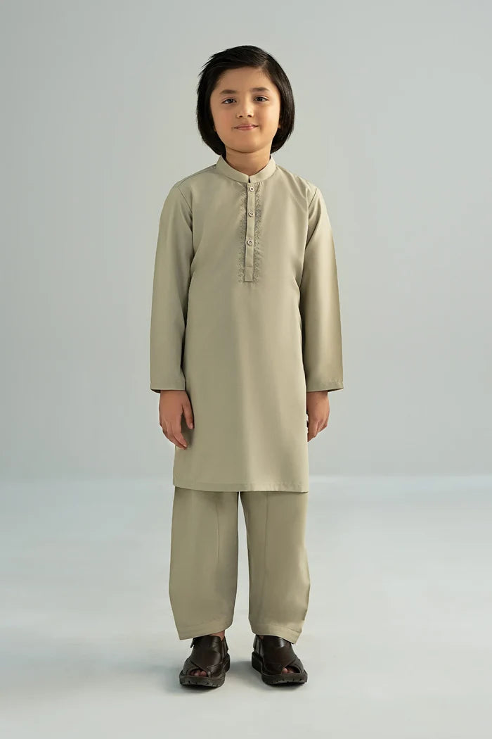 2 Piece Embroidered Blended Suit