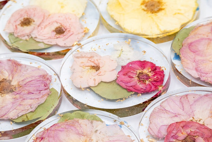Round Preserved Flower Coasters Resin Home Decor Bouquet Preservation Coaster Resin Flower Coasters Dried Flower Coaster Flower Preservation