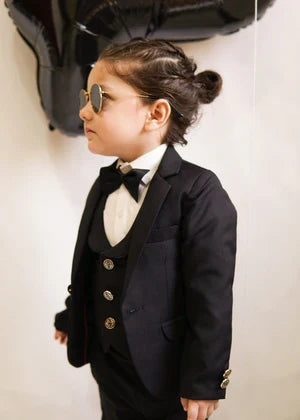 5pcs Black suit (Coat+Waistcoat+Pant+Shirt+Bow)