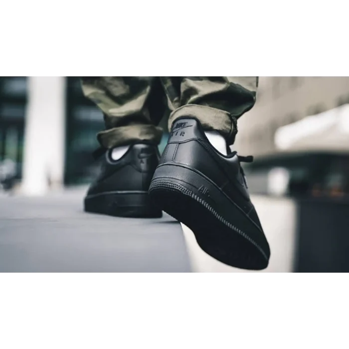 Nike Air Force 1 Sneaker Black