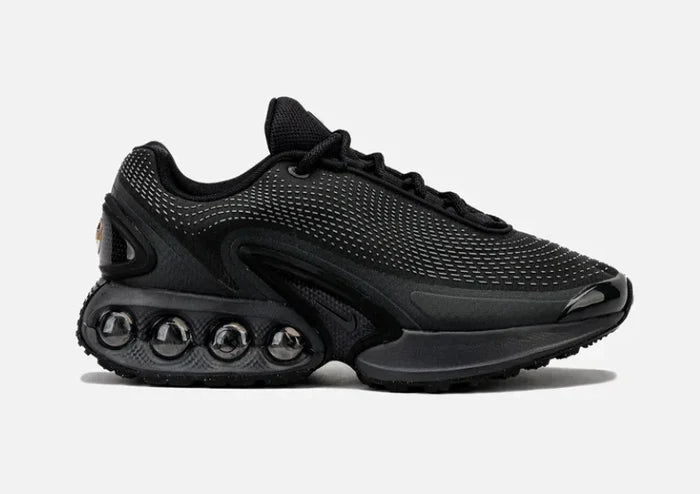 NIKE AIR MAX DN BLACK