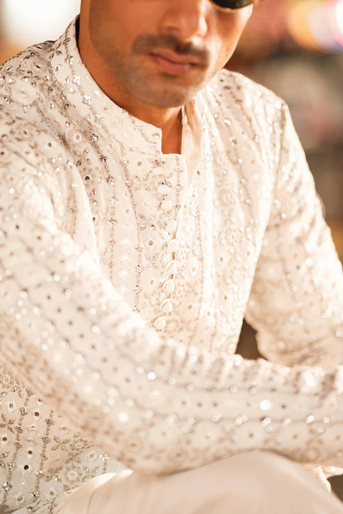 AMEER – WHITE KURTA PAJAMA