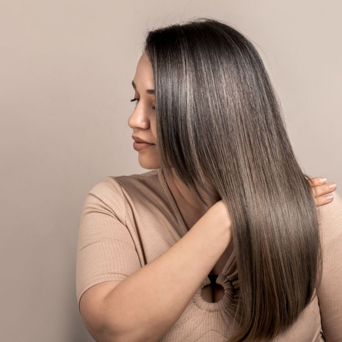 Carbon replenishing Spray, hair restorer rich in argan amino acids and arginine - 220ml / 7.43 floz - Reduce hair porosity, strengthen the amino acid bonds of the hair fiber, hydrate, and protect the strands against external damage and chemical processes.