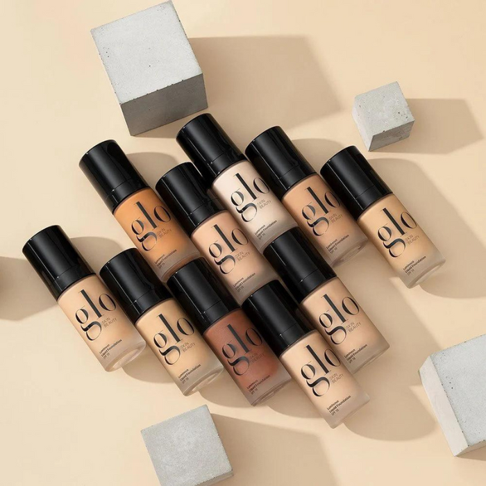 Glo Luminous Liquid Foundation SPF 18 - Alabaster, 30 ml