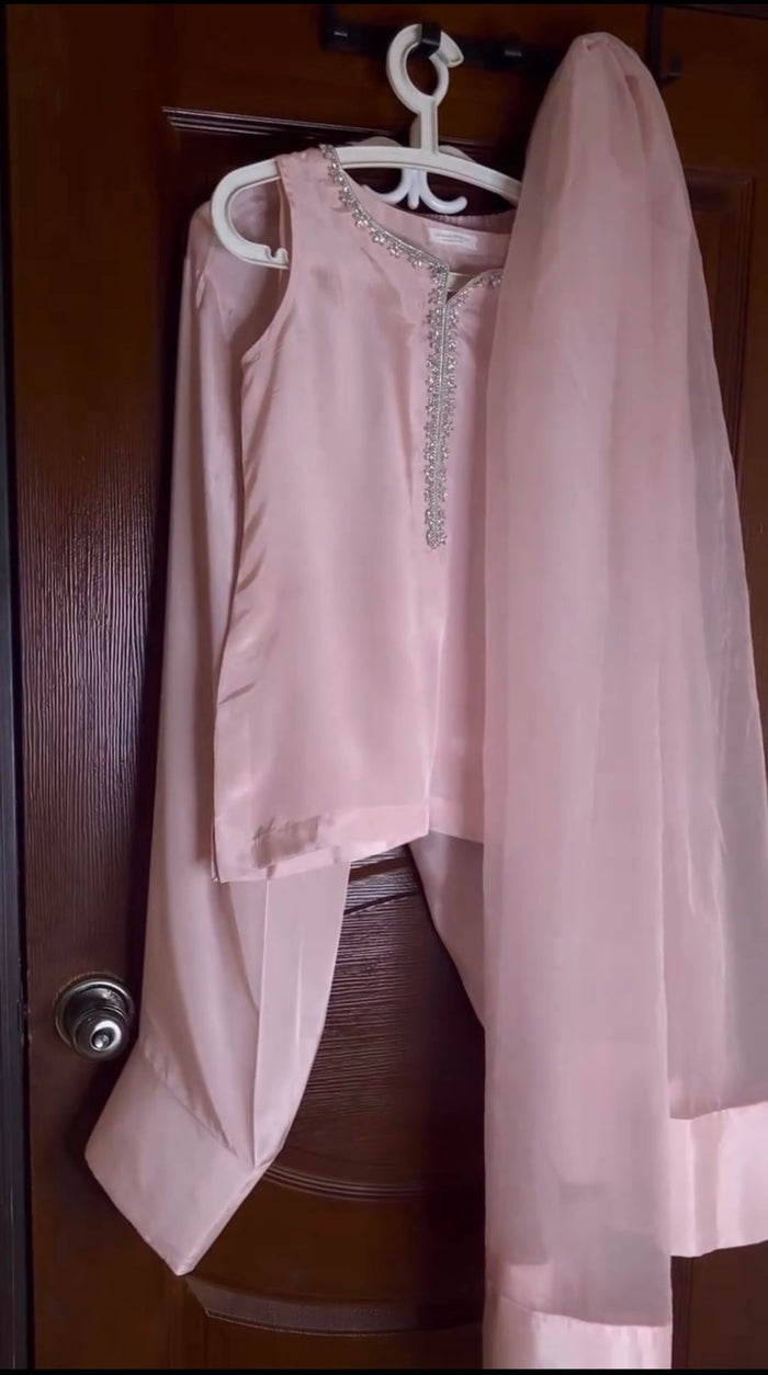 Hazel Pink
