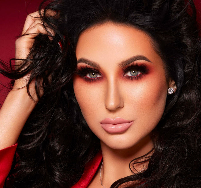 MORPHE X JACLYN HILL RING THE ALARM EYESHADOW PALETTE