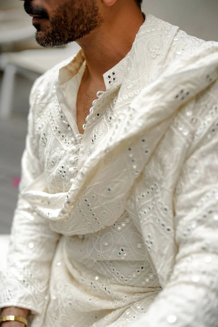 NAQOOSH – OFF WHITE KURTA PAJAMA