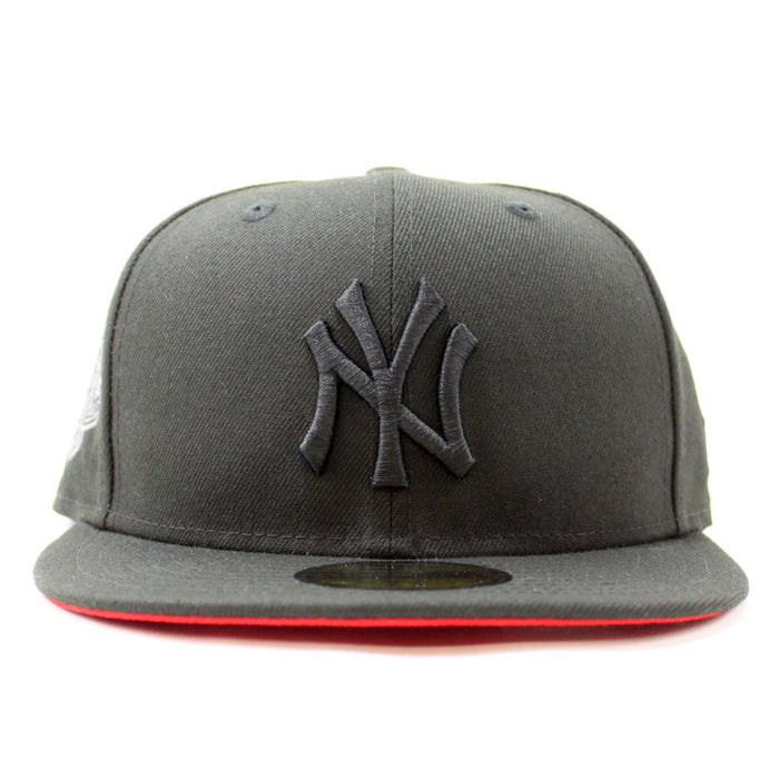 New York Yankees 1999 World Series Black Logo New Era 59Fifty Fitted Hat (Black Red Under Brim)