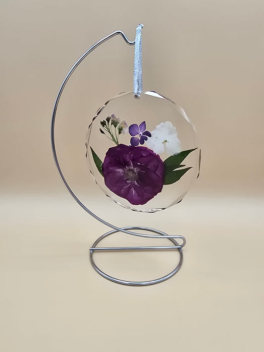 Premade 5-inch diamond edge preserved flower ornament in crystal-clear resin. Ready-to-ship floral keepsake gift for weddings, anniversaries, memorials, and holidays.