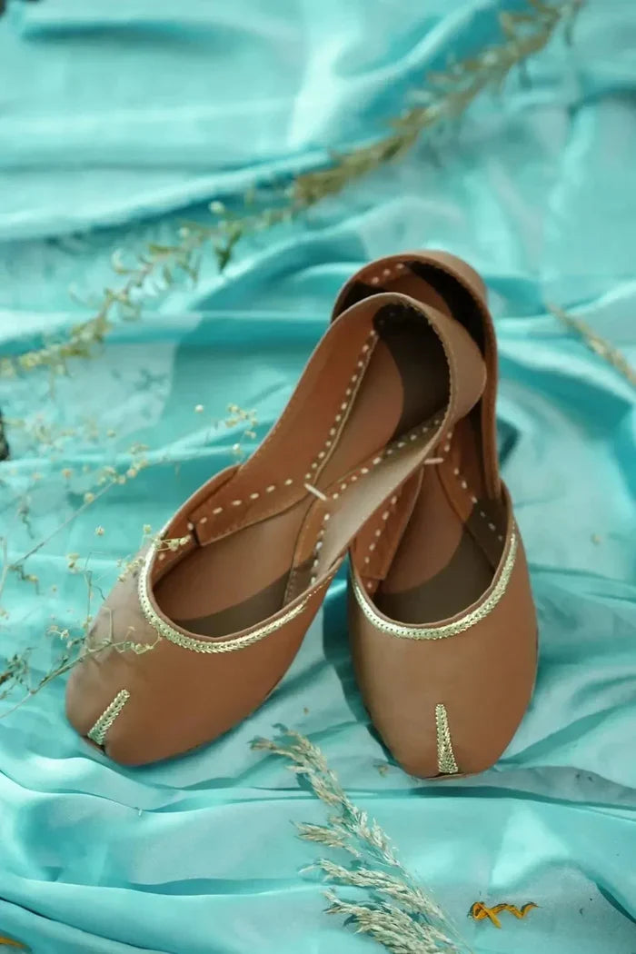 Rohi Brown Khussa