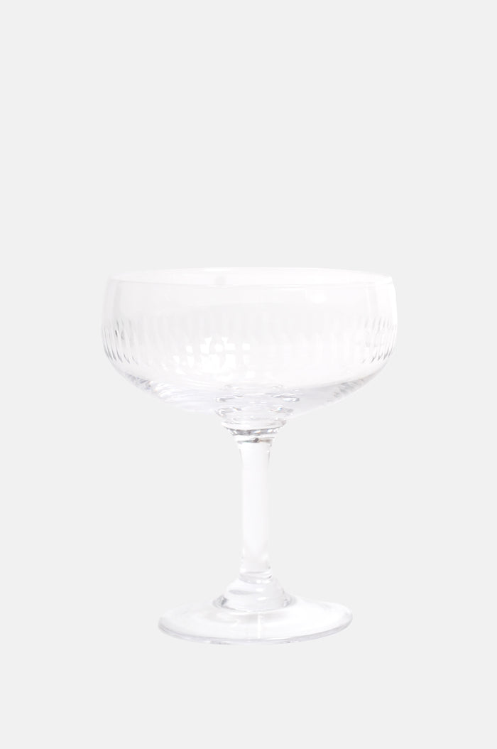 The Vintage List spears cocktail glasses set with engraved oval band.