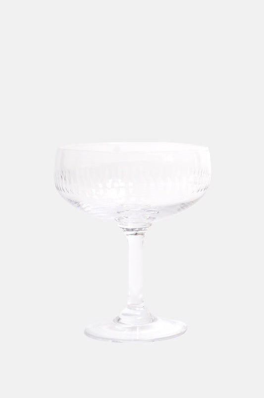 The Vintage List spears cocktail glasses set with engraved oval band.