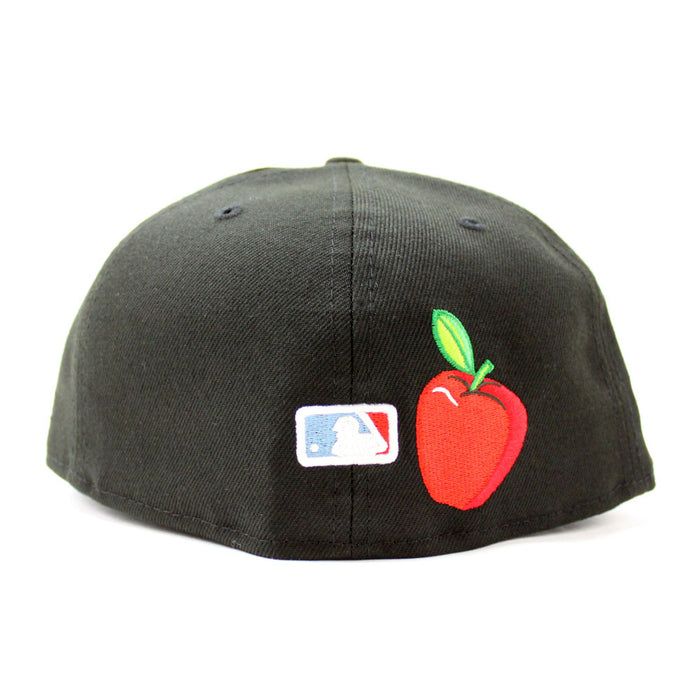 Statue of Liberty New York Yankees Team Flag Patch New Era 59Fifty Fitted Hat (BLACK Pink Under Brim)