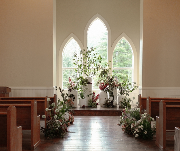 Tamarack in Bloom: A Wildly Romantic Wedding